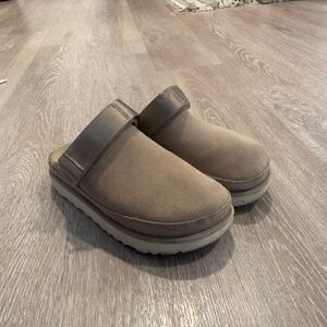 UGG women clogs